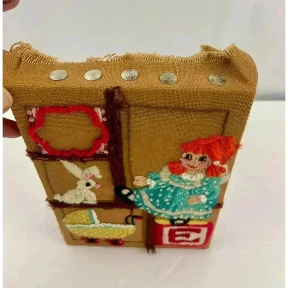 VTG Crewel Girls Memory Box Embroidered Textile Wall Art 7"x5" Sunset Designs - Picture 9 of 9